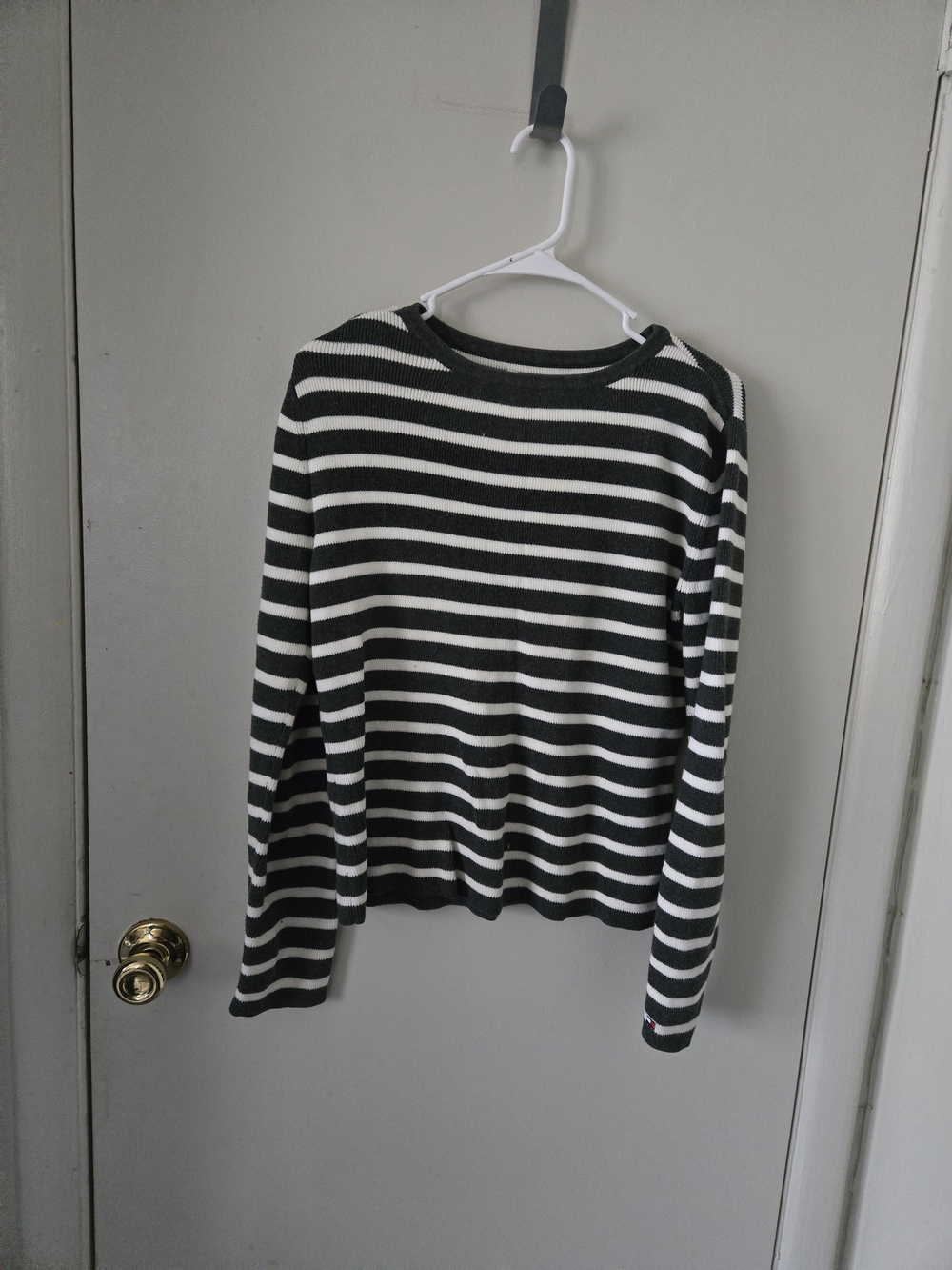 Tommy Hilfiger Striped Gray and White Crewneck Sweater